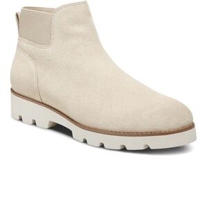 Vionic Brionie Chelsea Water Repellent Beige Boots